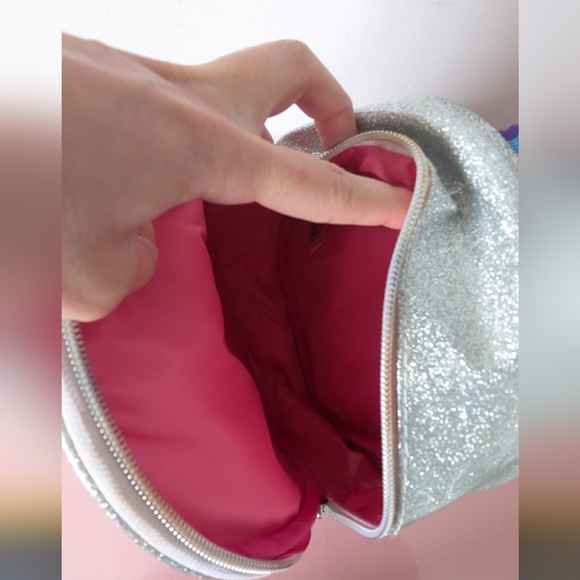 Fluffy unicorn mini backpack Universal Studios - Picture 7 of 10